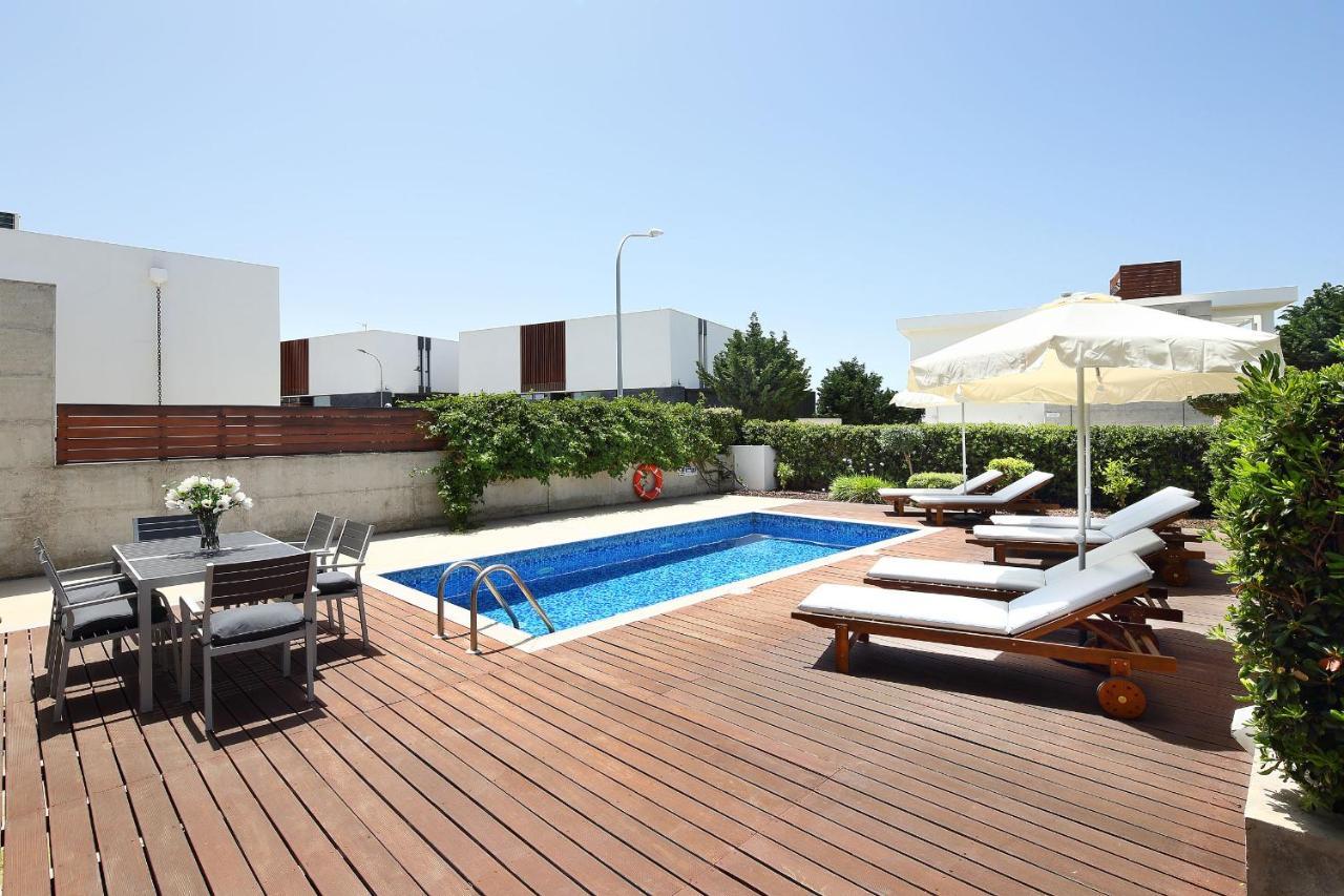 Paradise Cove Luxurious Beach Villas Paphos Exterior photo