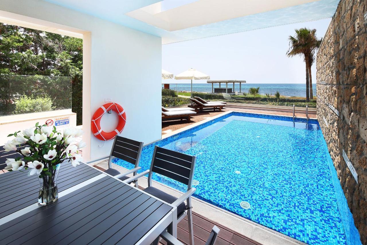 Paradise Cove Luxurious Beach Villas Paphos Exterior photo