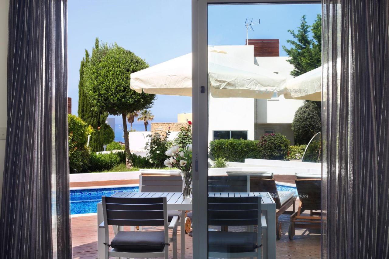 Paradise Cove Luxurious Beach Villas Paphos Exterior photo