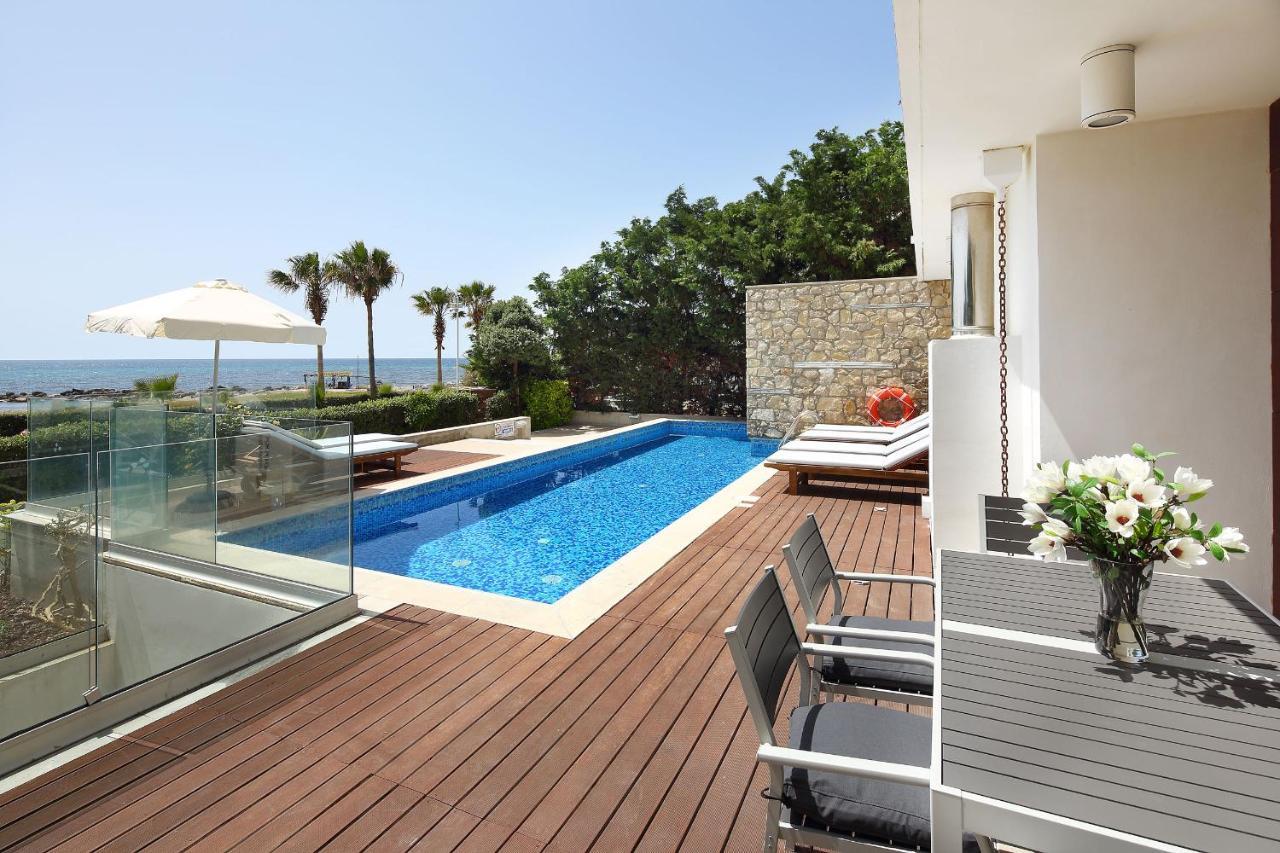 Paradise Cove Luxurious Beach Villas Paphos Exterior photo