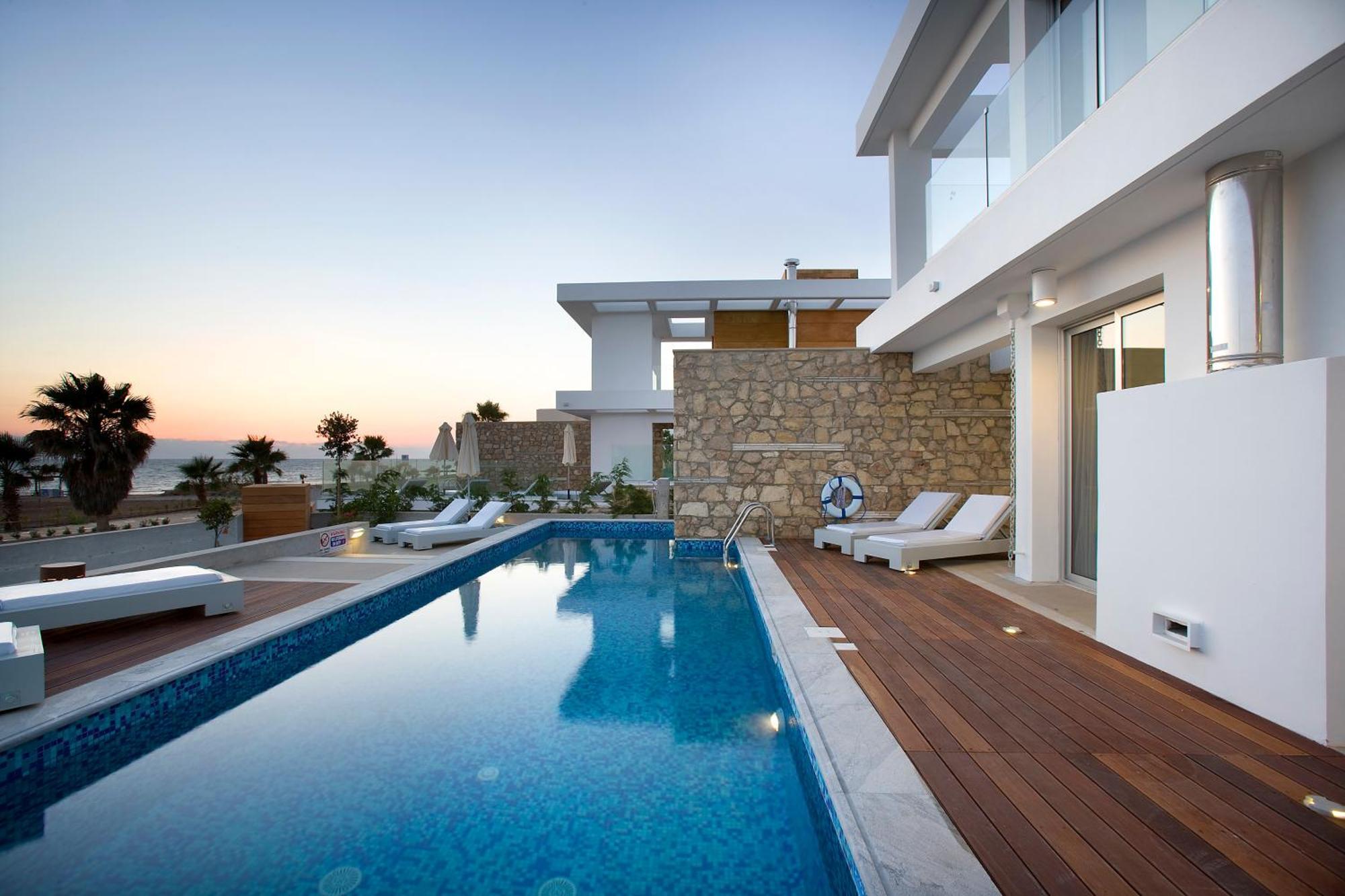 Paradise Cove Luxurious Beach Villas Paphos Exterior photo