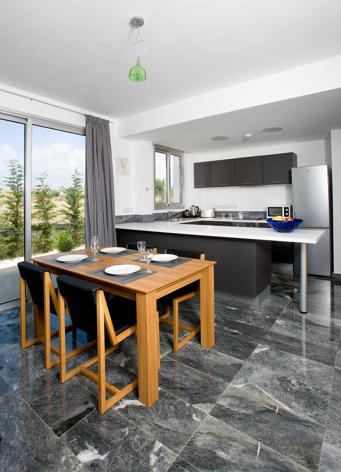 Paradise Cove Luxurious Beach Villas Paphos Exterior photo