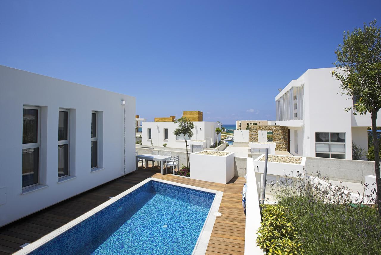 Paradise Cove Luxurious Beach Villas Paphos Exterior photo